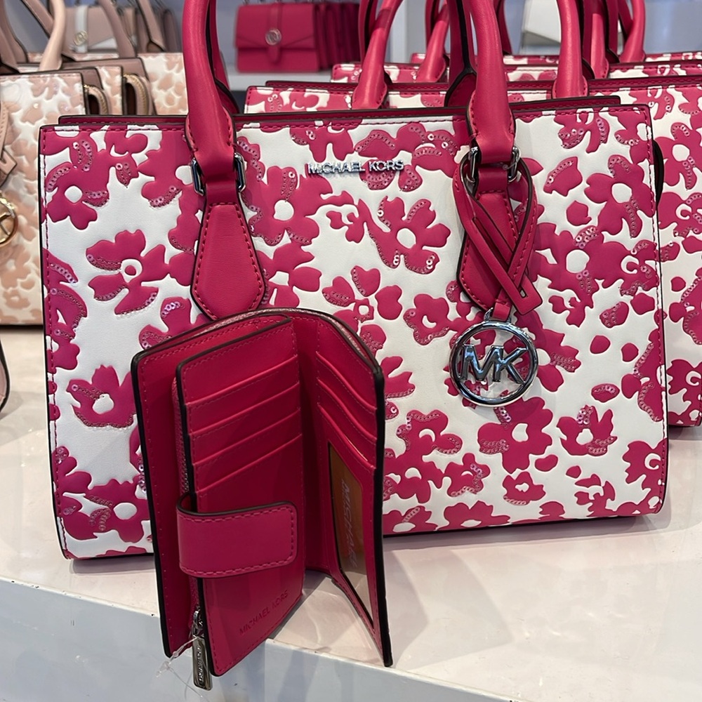 Michael Kors Sheila Md Sequined Floral Print CZ Satchel & JST Md Bi-Fold Wallet - Picture 7 of 16